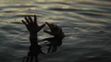drown