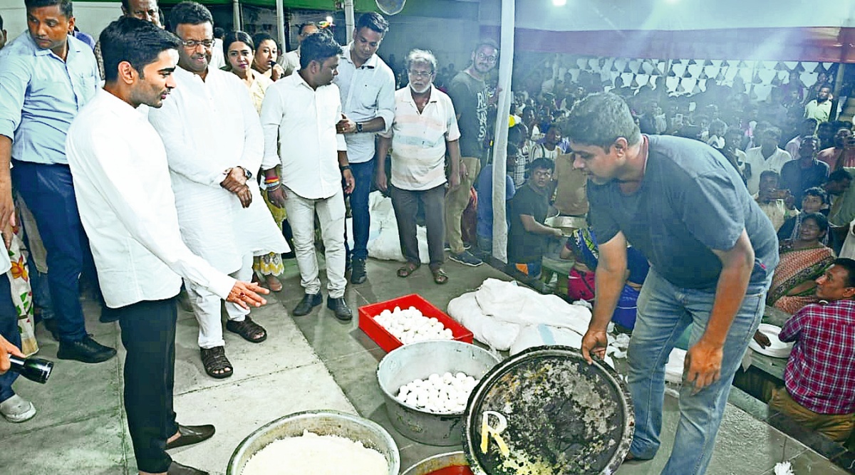 Camps for workers, eggs, dal & rice on menu: Trinamool plans big show for Martyr's Day rally - Vimarsana News