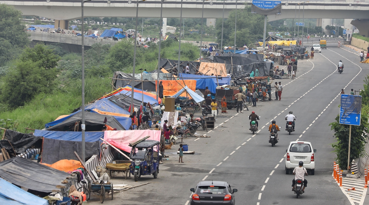 After floods, Delhi sees tussle over delay in relief to affected