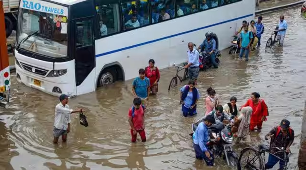 35 people dead, flood waters yet to recede in 2 dists, says Haryana CM ...