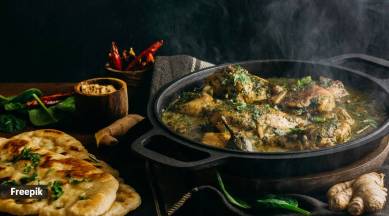 Chicken kali mirch is often garnished with fresh coriander leaves and served hot with naan bread, rice or roti.