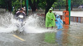 Mumbai monsoon, Mumbai Monsoons, Mumbai rains, Mumbai rain, Mumbai weather, Mumbai sub-urban train service, Mumbai news, Maharashtra, Indian Express, current affairs