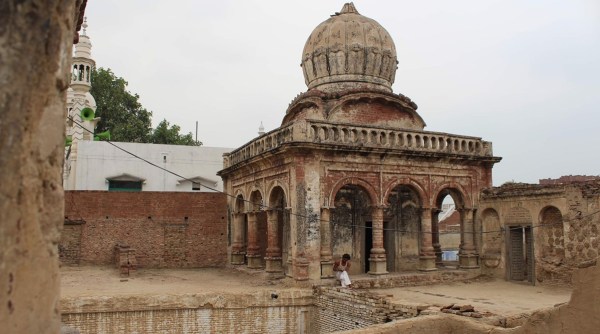 Sikh history in Pakistan, Sufi poet Baba Bulleh Shah, Gurdwara Sahib, Pakistan Punjab province, Punjab heritage in Pakistan, who is Bulleh Shah, where is Baba Bulleh shah tomb, indian express news