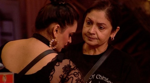 Pooja Bhatt criticised her friends for targeting Aashika Bhatia in Bigg Boss OTT 2.