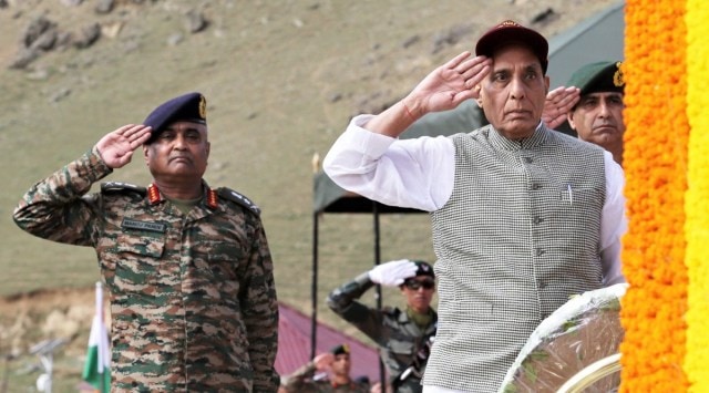 Defence Minister Rajnath Singh pays tribute to the fallen soldiers on the 24th anniversary of the Kargil war. (Twitter/RajnathSingh)