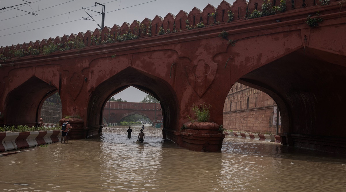 Yamuna water floods ITO & Red Fort in Delhi, more rains likely today