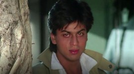 Shah Rukh Khan plays a mentally unstable man in Yash Chopra's Darr