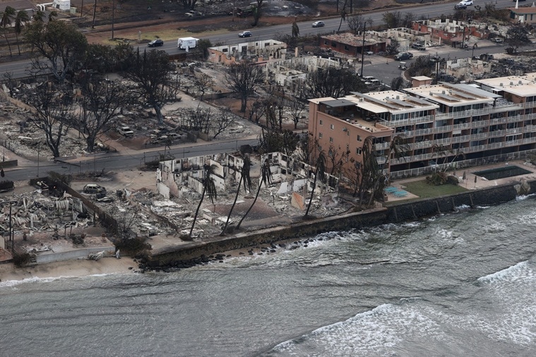 Hawaii wildfires leave at least 93 people dead what is happening