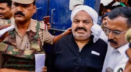 Atiq ahmed murder case, Prayagraj police, FIR against six persons, former MP Atiq Ahmed, Umesh Pal MURDER CASE, indian express news