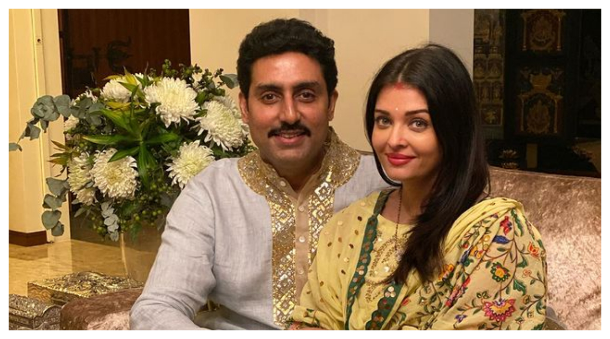 Abhishek Bachchan says wife Aishwarya Rai is his favourite co-star to take a selfie with You know she will make you look good Bollywood News photo
