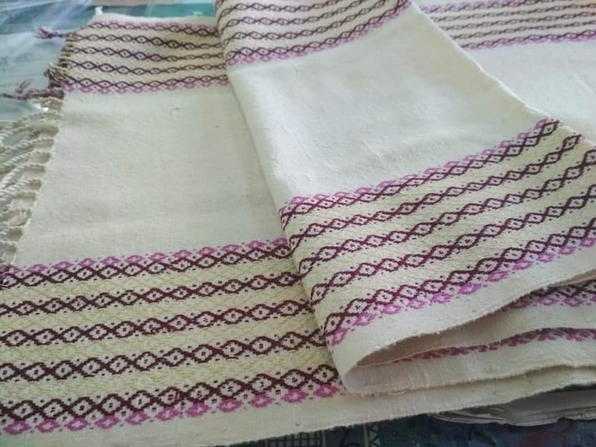 Eri Muffler. Photo Credit- Hiranya Devi, Superintendent H&T, HPC, Bhatipara, Kokrajhar, Assam