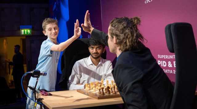 Indian Grandmaster Vidit Gujrathi beat Ian Nepomniachtchi of Russia 2-0 to  enter quarterfinals of FIDE Chess World Cup in Baku, Azerbaijan