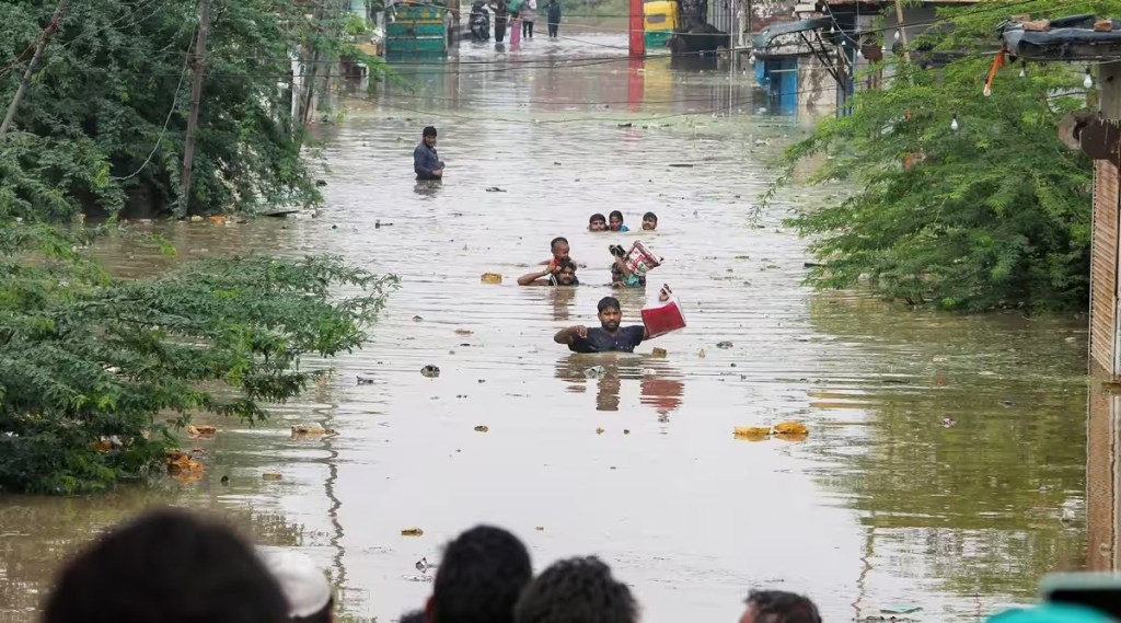 Haryana announces Rs 15,000 per acre compensation for flood-damaged ...