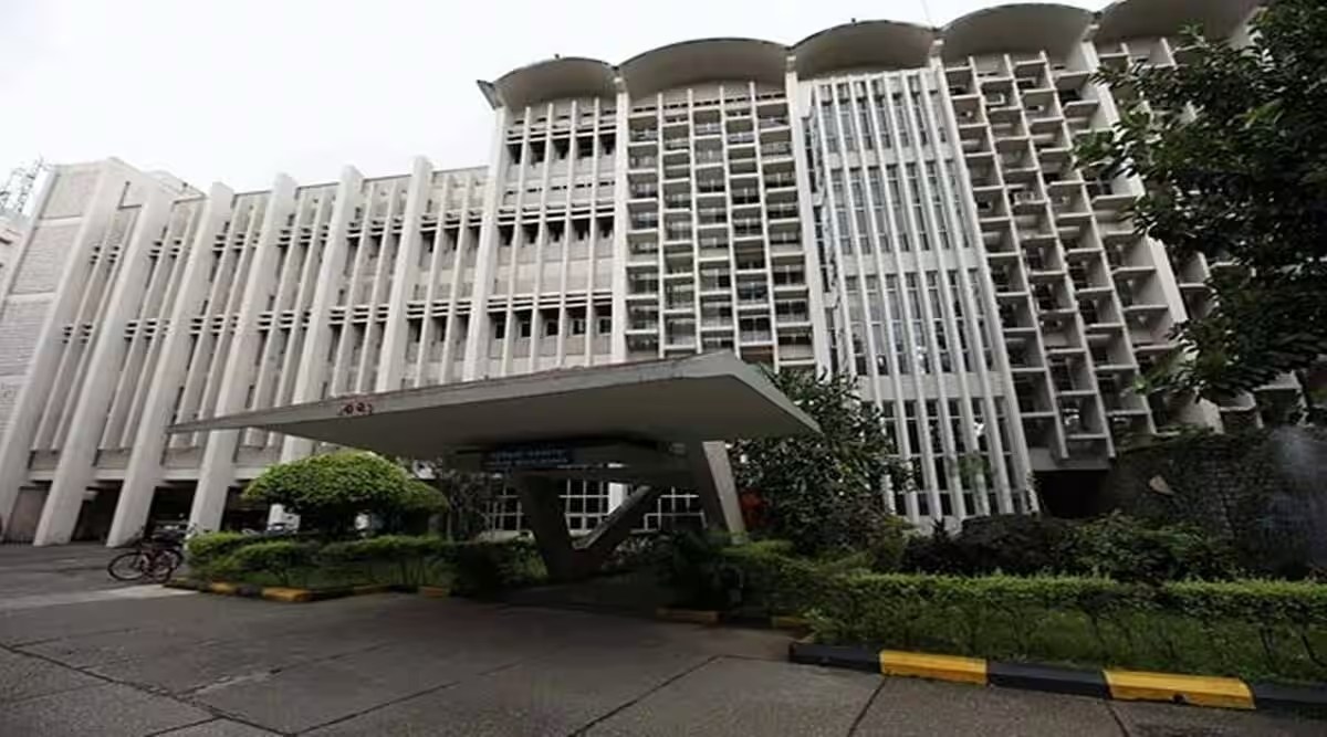 IIT-Bombay alumnus donates Rs 153 crore to set up green energy hub in ...