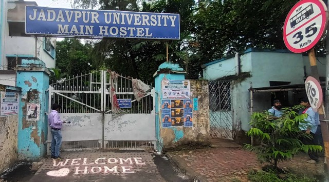 Jadavpur University, JU registrar, Jadavpur campus ragging, Ragging warning notice, Registrar Snehamanju Bose, JU administrative decisions, west bengal news, indian express news