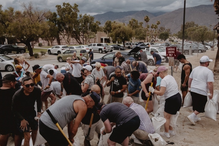 In Palm Springs Where Rain Is Rare Residents Brace For Hilarys