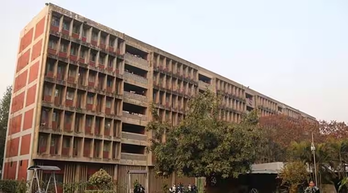 Panjab Univesity, PU hostles surprise check, PU hostels weapon recovery, indian express news