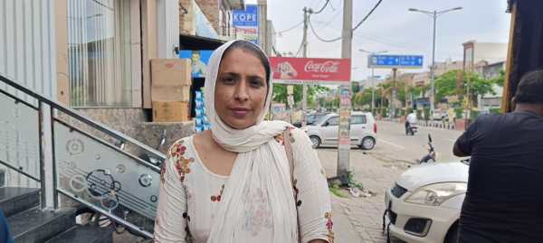 Santosh, a 32-year-old Accredited Social Health Activist (ASHA) in the district, has usually participated in raids as a second decoy. Since her first raid in 2015, she has been a part of nearly 25 raids, of which 12 were successful. 