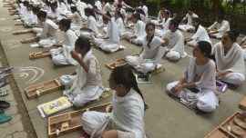 Vidyapith students ‘spin charkha’ to protest change in prayer routine