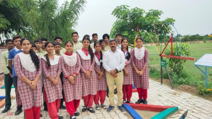 Himachal Pradesh maths teacher to get National Award from President  Droupadi Murmu | Chandigarh News - The Indian Express