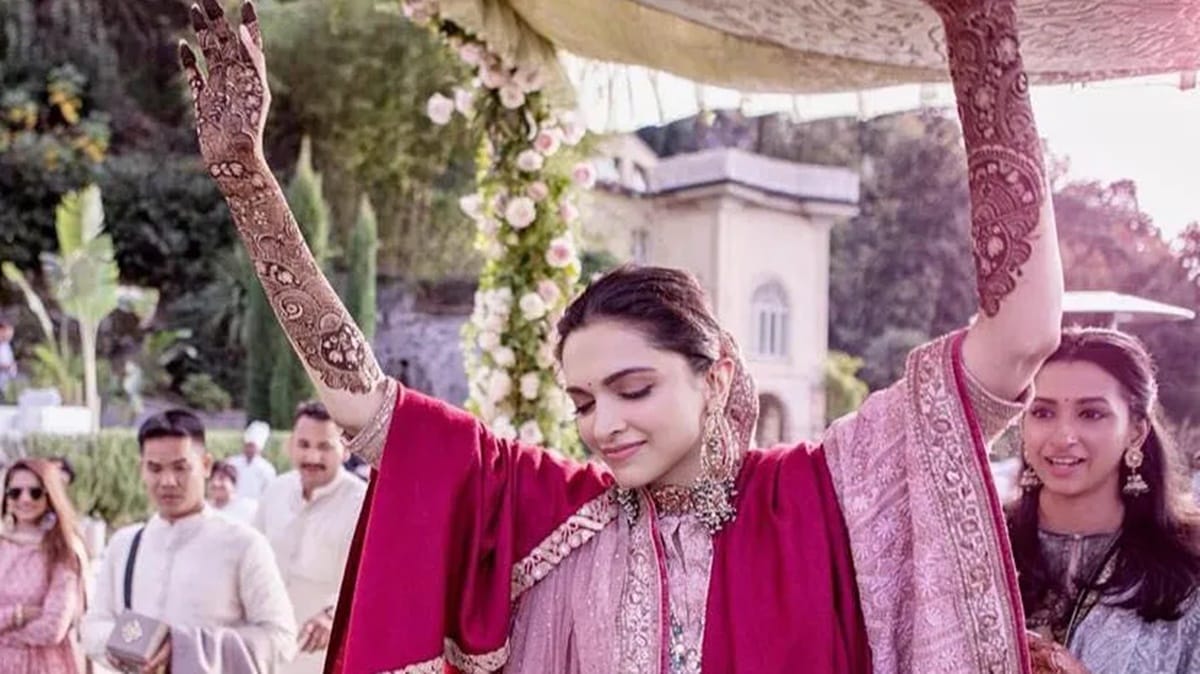 teej mehendi