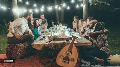 dinner party decor