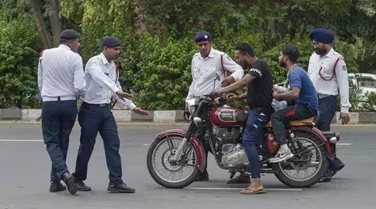 e challans, e challans in India, Ahmedabad e challans, Gujarat traffic police, Ahmedabad Municipal Corporation, traffic policing infrastructure, CCTV cameras, challan generating process, indian express, indian express news