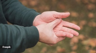 hands stress