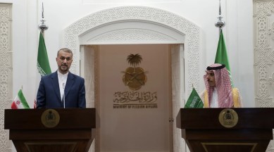 Iran FM in Saudi