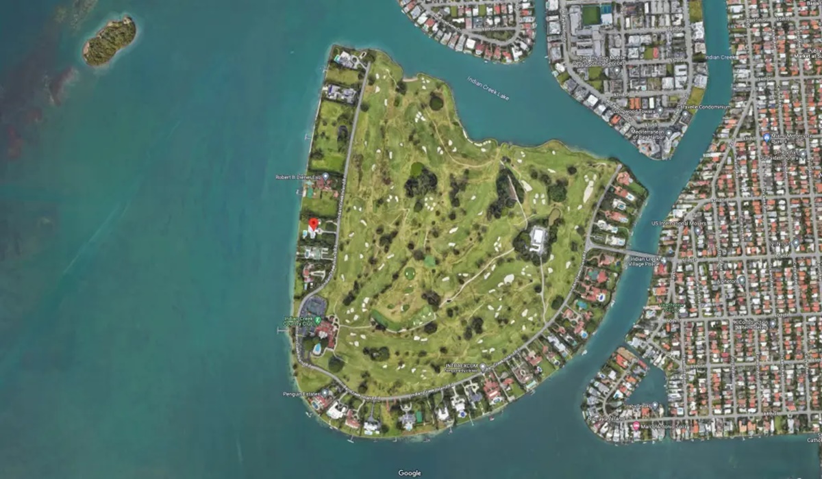 Jeff Bezos’ New Mansion On ‘Billionaire Bunker’ Island In Florida Costs ...