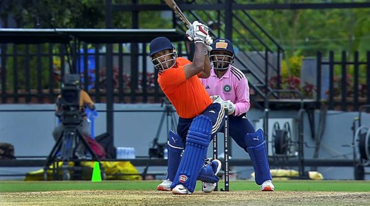 Deodhar Trophy Redhot South Zone hold edge over competitive East Zone