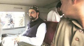 hurriyat chief mirwaiz umar farooq
