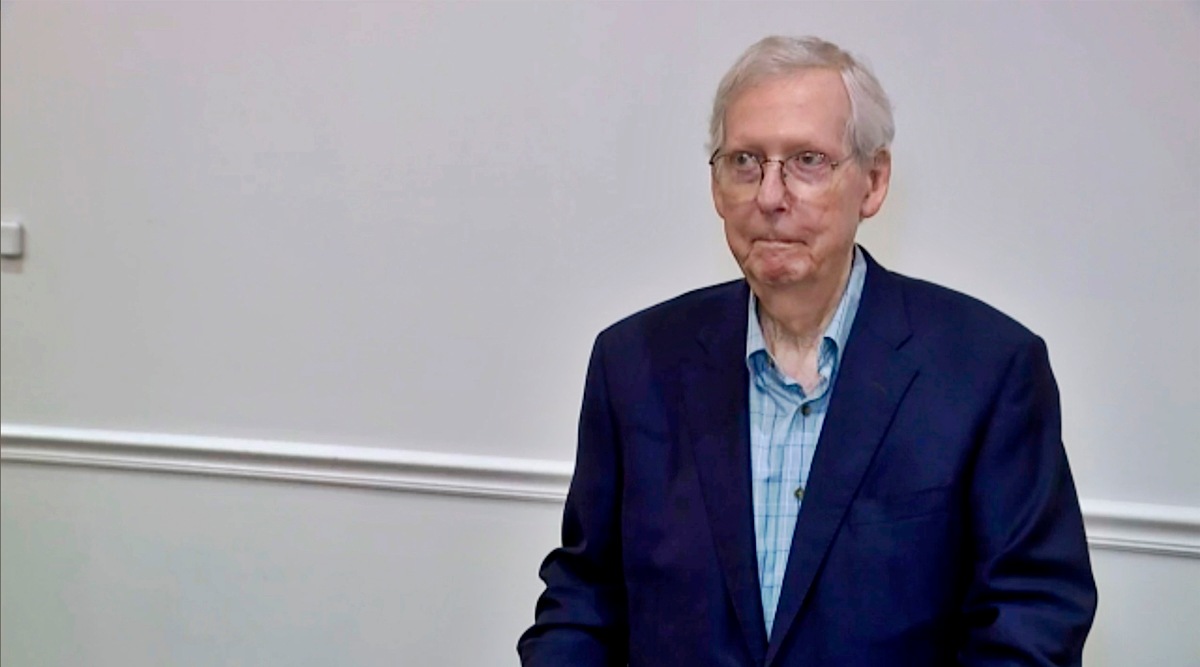 Senator mitch McConnell