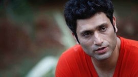 shiney ahuja passport