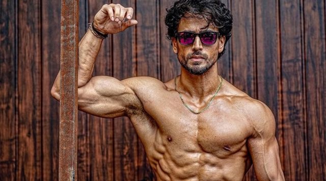 tiger shroff k