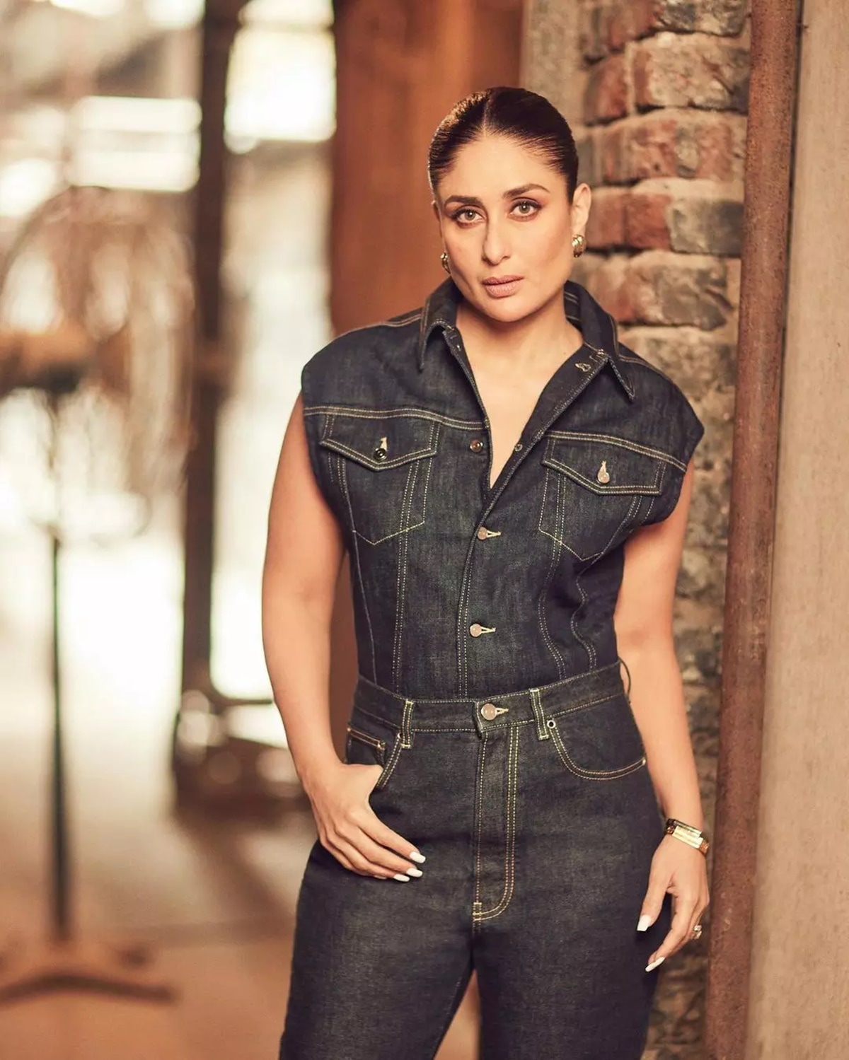 Take cues from Sonam, Kareena, Kiara, Priyanka to wear denim on denim