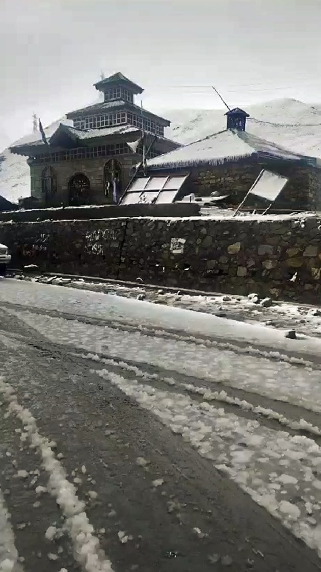 kashmir snowfall