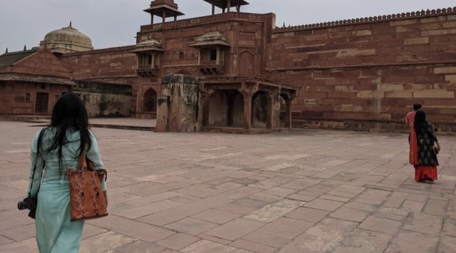 French tourist death case, French tourist dies, tourist fall from 9-ft-high, Fatehpur Sikri, ASI order separate inquiries, ASI Director General, indian express news