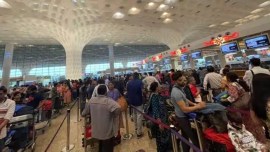 Chhatrapati Shivaji Maharaj International Airport, CSMIA traffic management, Mumbai airport footfall rises, CSMIA capacity, International passengers at CSMIA, domestic Air Traffic Managements, CSMIA domestic flights, CSMIA international flights, Air India, IndiGo, indian express news