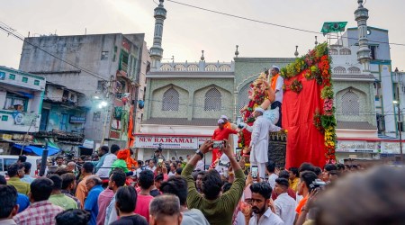 Ganesh Chaturthi, Ganesh Chaturthi celebrations, Eid mild un nabi celebrations, Ganesh Chaturthi visarjan coincides with Eid, Gujarat idol immersion, idol immersion final day, gujarat ganesh chaturthi, indian express news