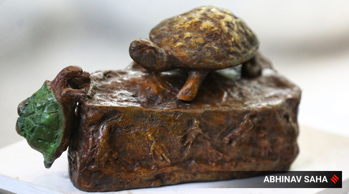 Through Her Bronze Sculptures Artist KR Nariman Instils Hope For A through-her-bronze-sculptures-artist-kr-nariman-instils-hope-for-a