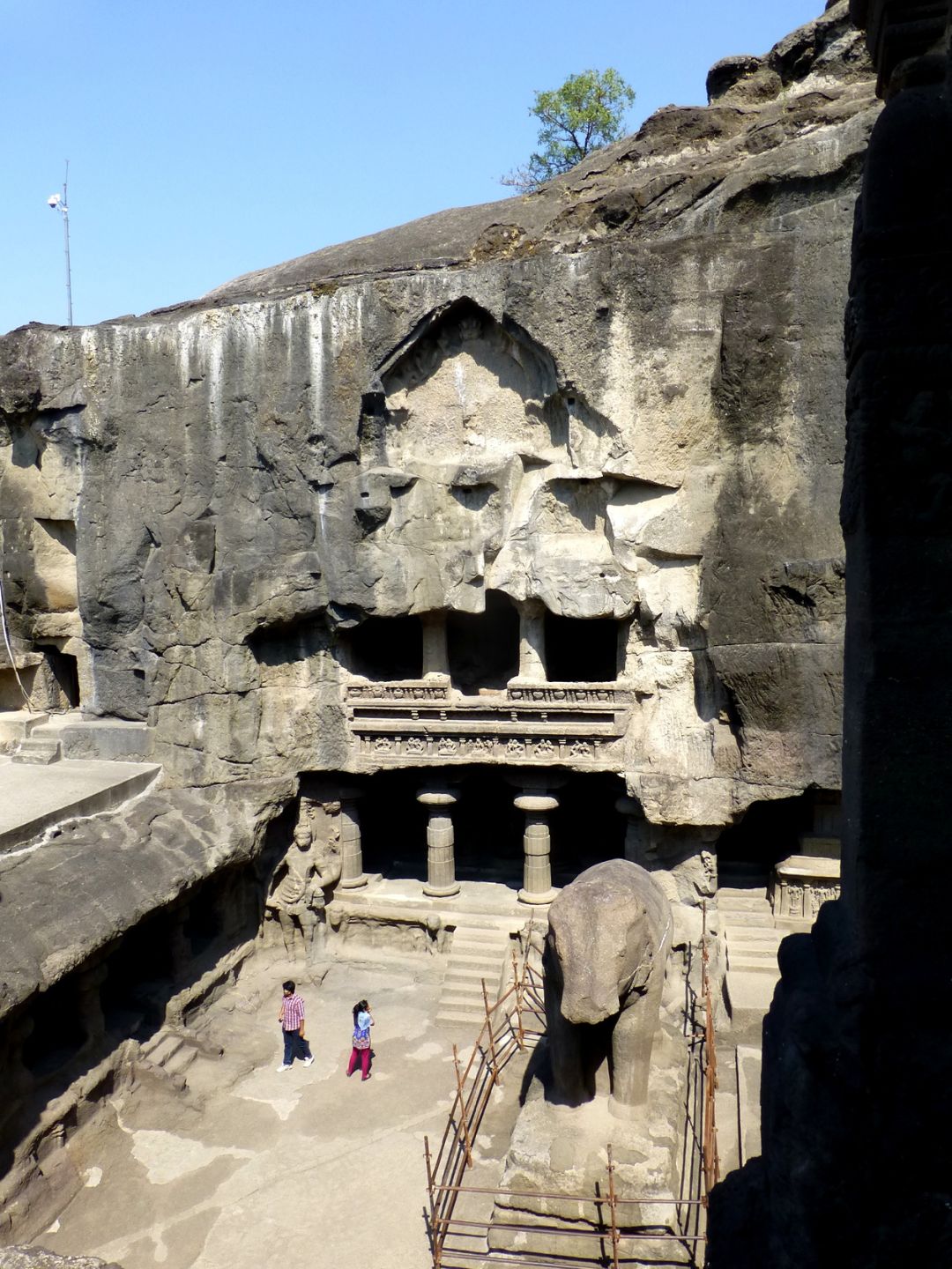 Kailasa_Temple_Cave_16_Hindu_Cave_Ellora_Caves_India_-_panoramio_(5)