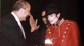 michael jackson, michael jackson image, michael jackson india tour, michael jackson india, michael jackson india visit, michael jackson india show, michael jackson india tour 1996, michael jackson anupam kher, anupam kher and michael jackson photo