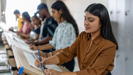 Experience the best of B.Des Program at Parul University