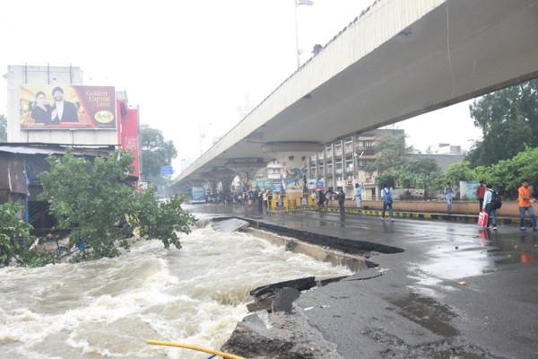 The Panchsheel Square Bridge partially collapsed on Saturday, hours after heavy rainfall and waterlogging. (Photo by Ankita Kishor Deshkar)