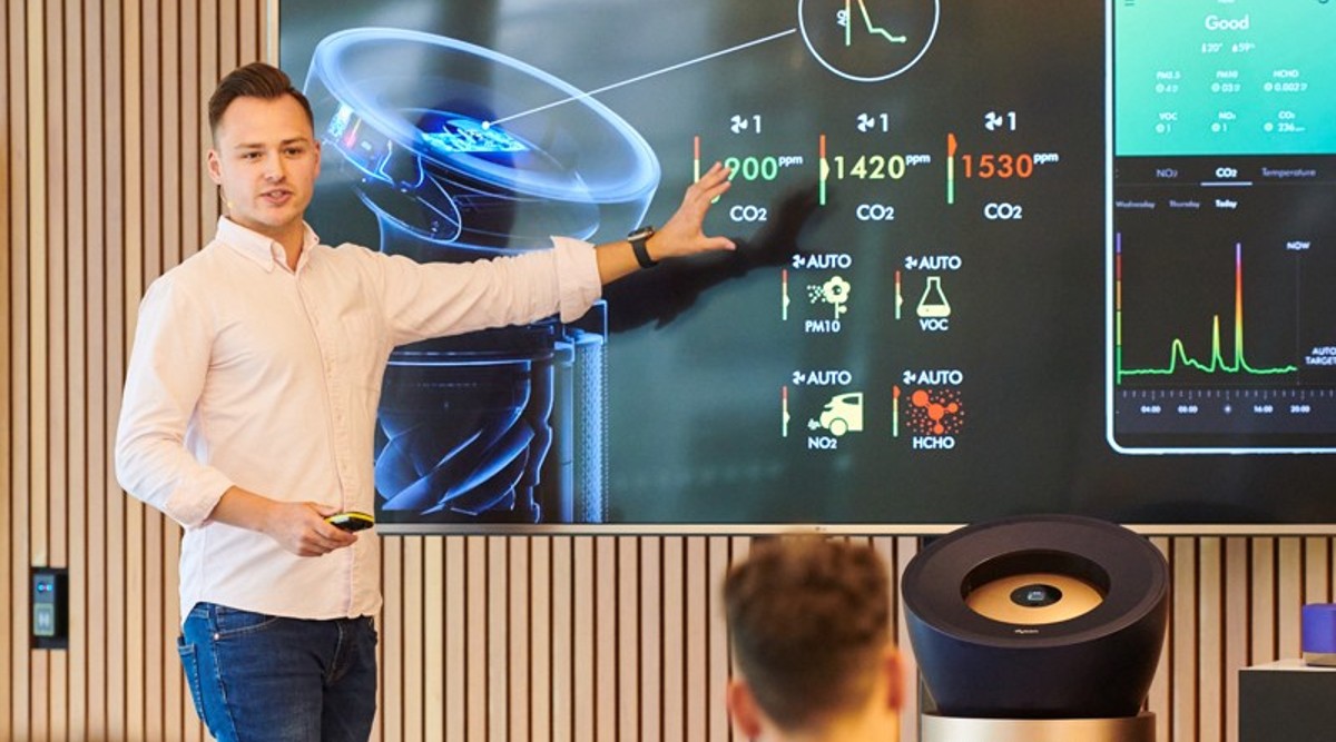 Samuel Railton featured