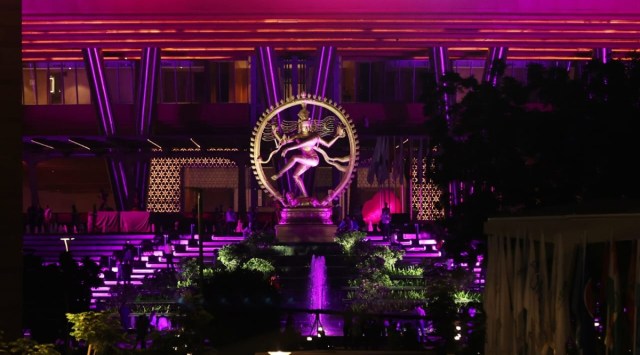 Crafted by master sculptors from Cauvery’s special bend, Nataraja towers at Summit venue entrance