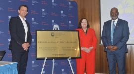 University of Wollongong Global Brand Ambassador, Adam Gilchrist, Centre of Australia India Relations CEO, Tim Thomas and Vice-Chancellor and President Professor Patricia M. Davidson at the UOW India identity launch.