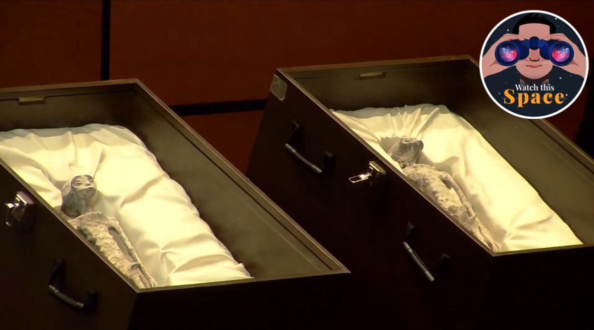 Two supposed "alien corpses" shown in Mexico's congress