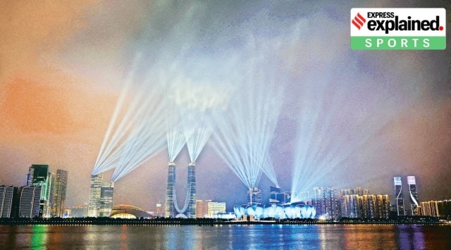 شوهد ملعب Hangzhou Olympic Sports Center خلال عرض خفيف ، قبل الألعاب الآسيوية.